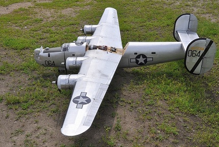 B-24-12.jpg